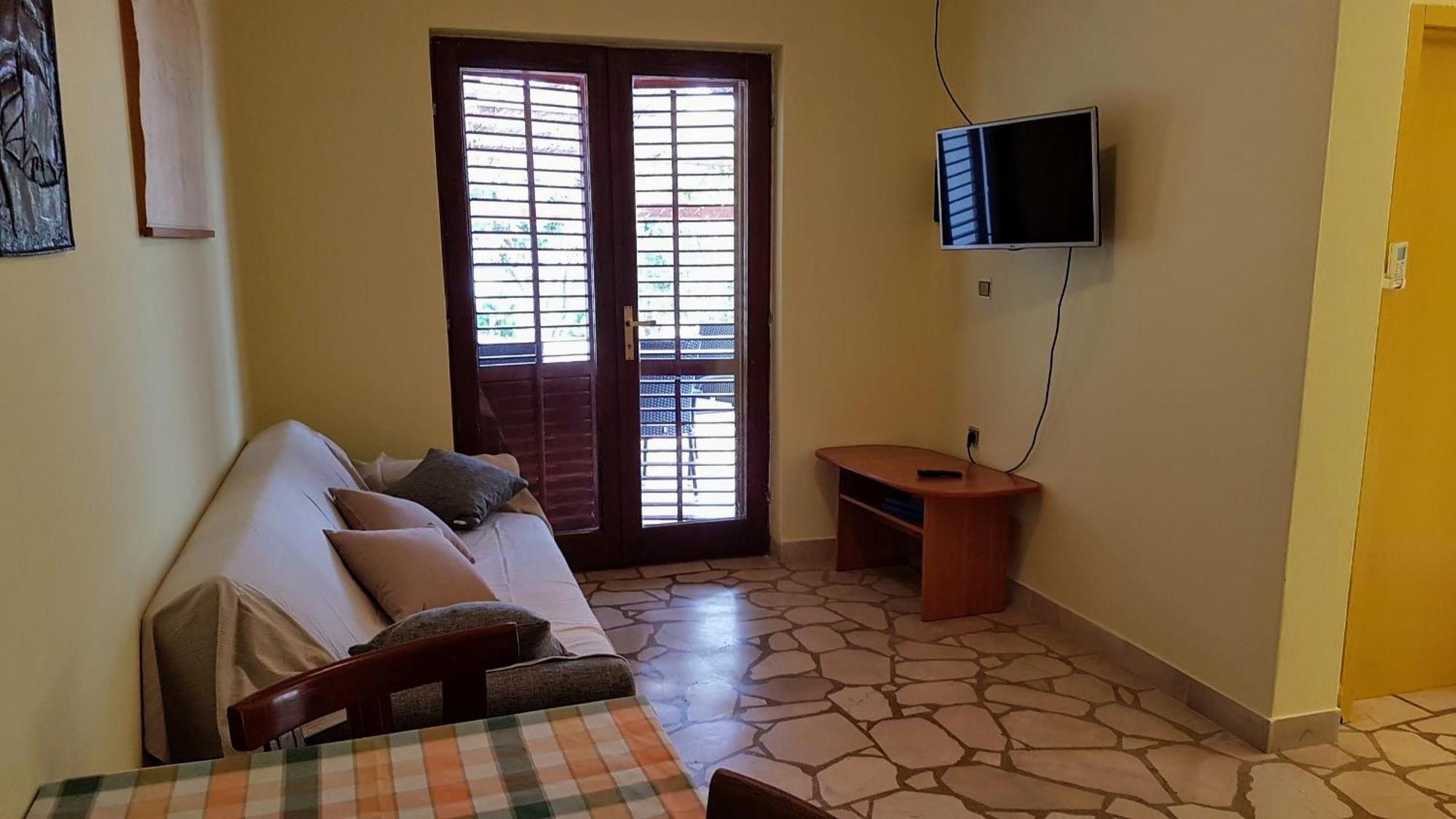 Apartments Zmaj Завала Стая снимка